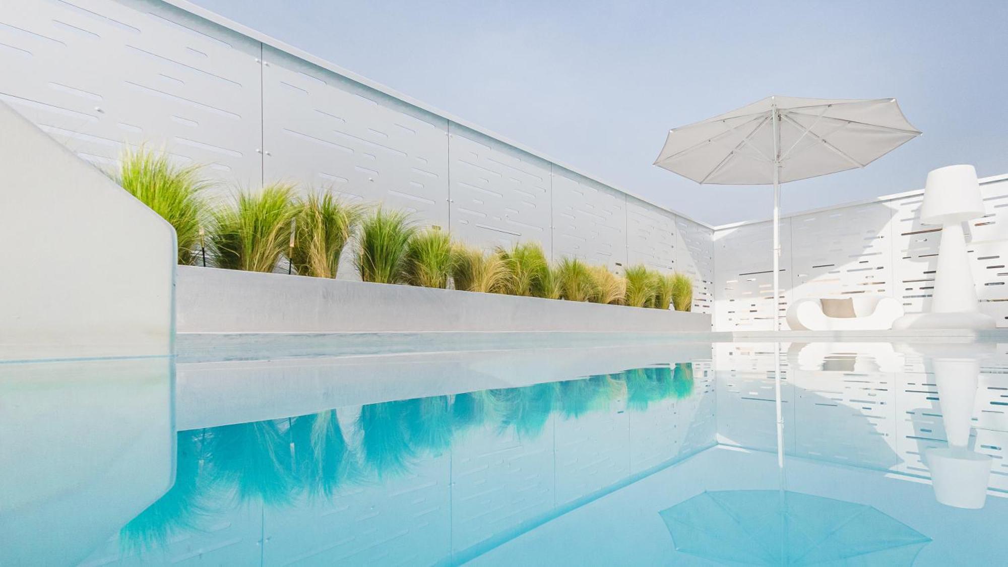 Ma Maison No5 Penthouse Loft, Private Heated Pool, Acropolis View, Ultra High Speed Internet 300 Mbps, Short Walk To Acropolis, Parking Upon Request, 1' From Metro Athen Eksteriør bilde