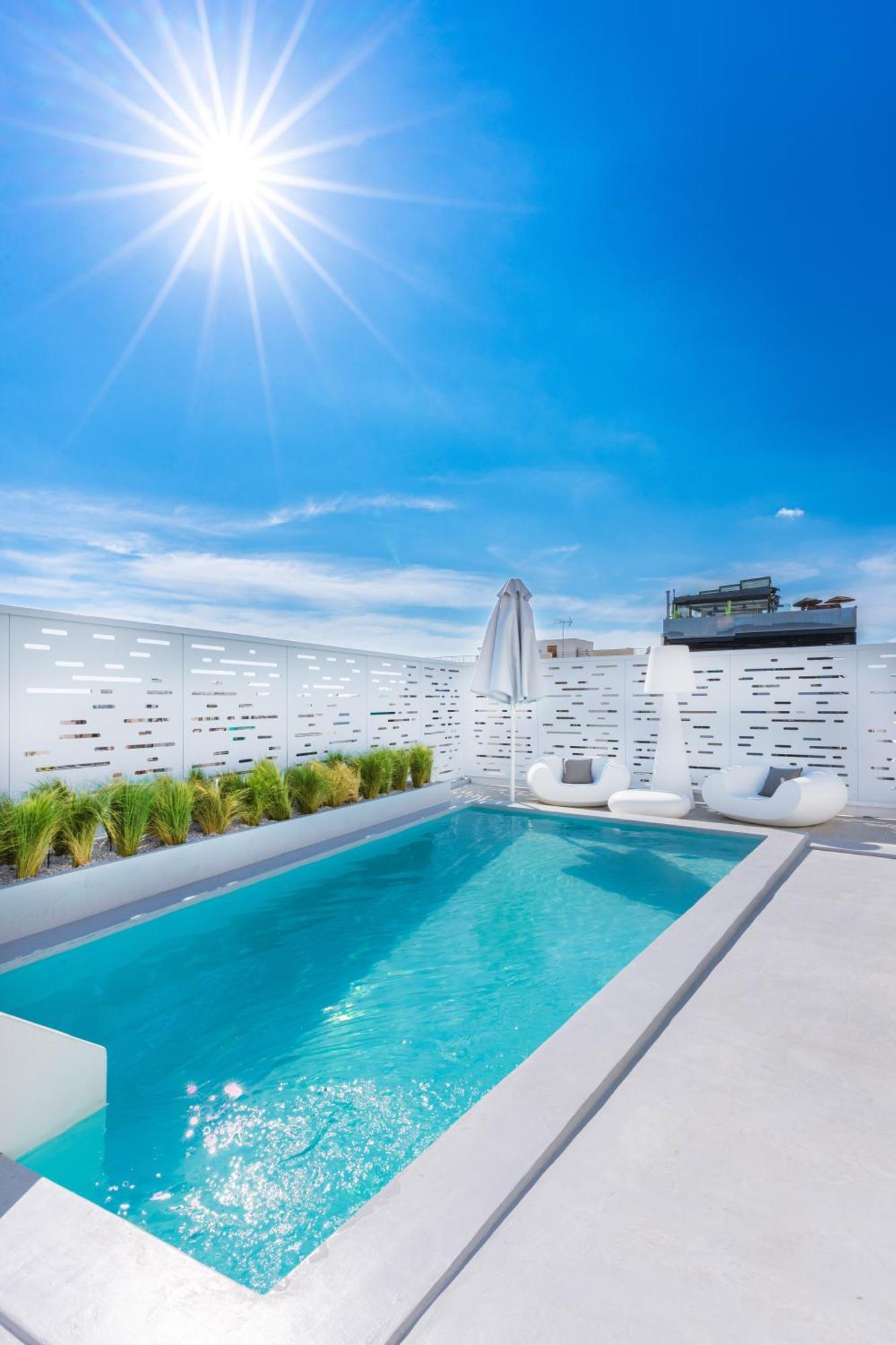 Ma Maison No5 Penthouse Loft, Private Heated Pool, Acropolis View, Ultra High Speed Internet 300 Mbps, Short Walk To Acropolis, Parking Upon Request, 1' From Metro Athen Eksteriør bilde