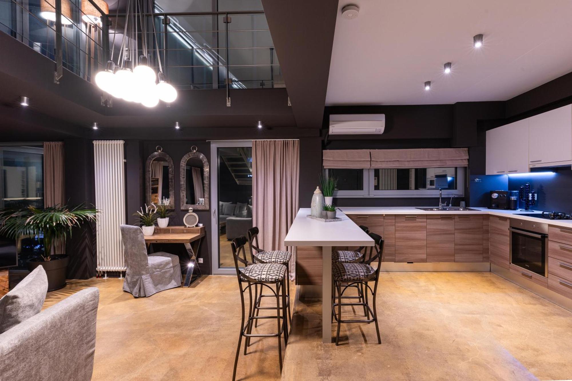 Ma Maison No5 Penthouse Loft, Private Heated Pool, Acropolis View, Ultra High Speed Internet 300 Mbps, Short Walk To Acropolis, Parking Upon Request, 1' From Metro Athen Eksteriør bilde