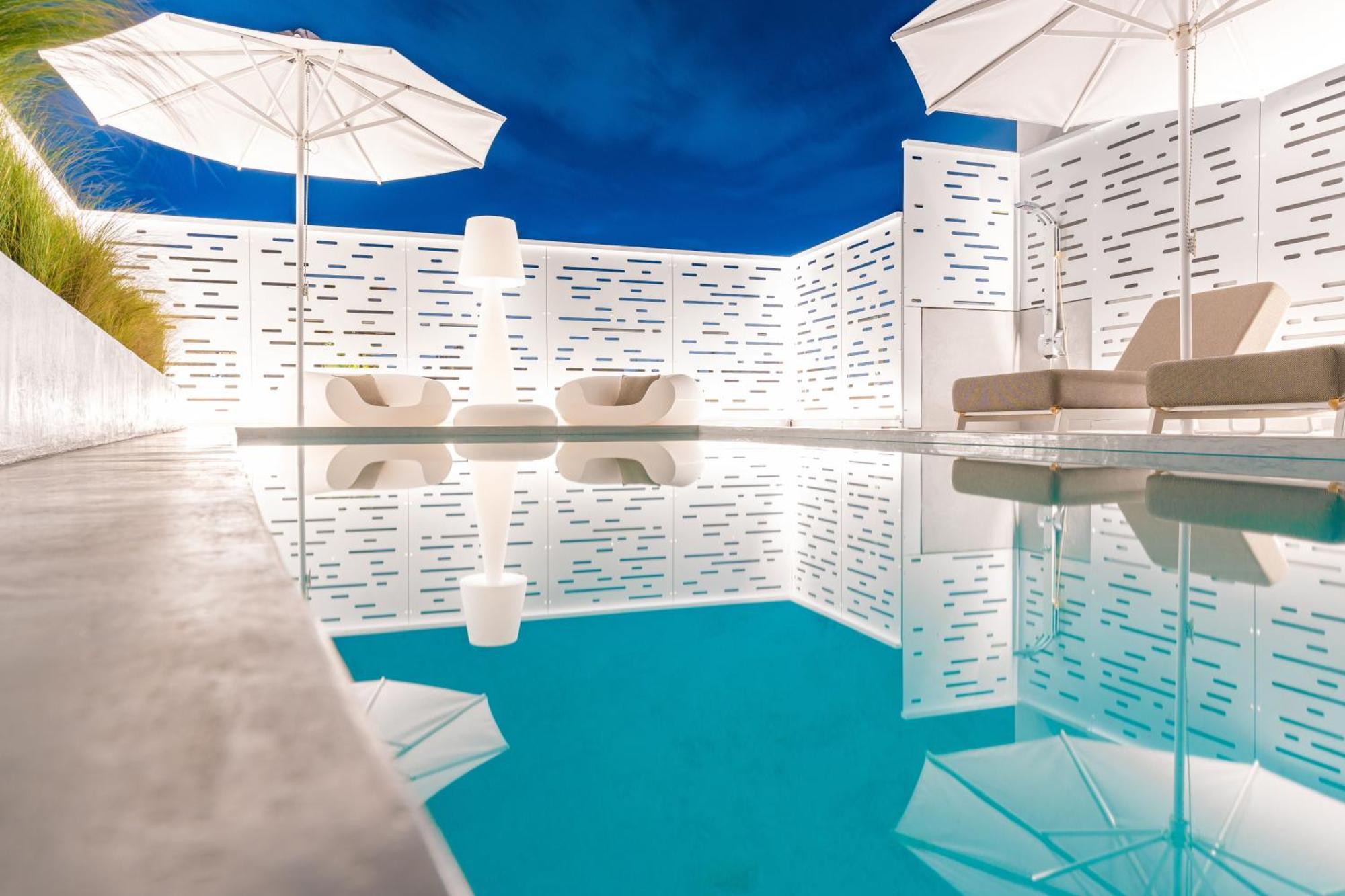 Ma Maison No5 Penthouse Loft, Private Heated Pool, Acropolis View, Ultra High Speed Internet 300 Mbps, Short Walk To Acropolis, Parking Upon Request, 1' From Metro Athen Eksteriør bilde